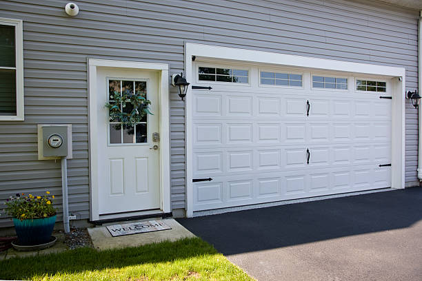 24/7 Emergency Garage Door Roller Replacement experts in La Pine, OR